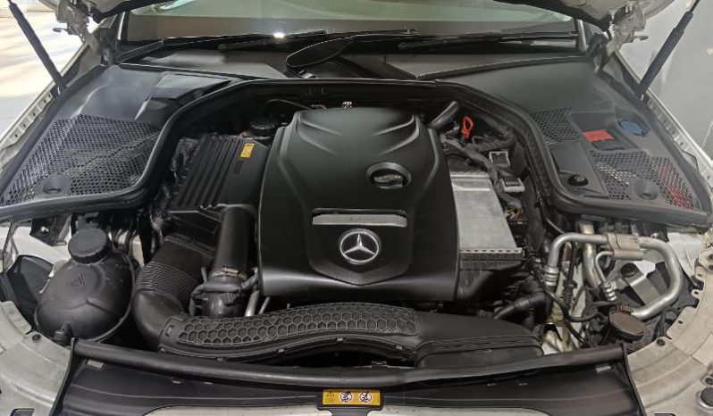 
								Mercedes Benz C-Class Sedan C 180 7G-Tronic Plus full									
