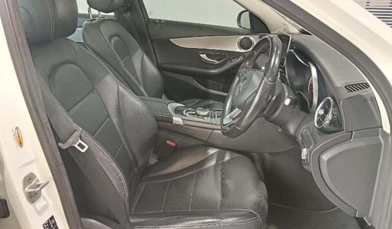
								Mercedes Benz C-Class Sedan C 180 7G-Tronic Plus full									