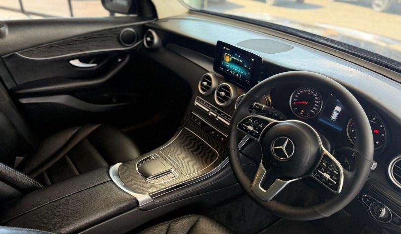
								MERCEDES-BENZ GLC GLC 220d 4MATIC full									