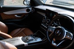 
										Mercedes-Benz GLC GLC300d 4Matic AMG Line full									
