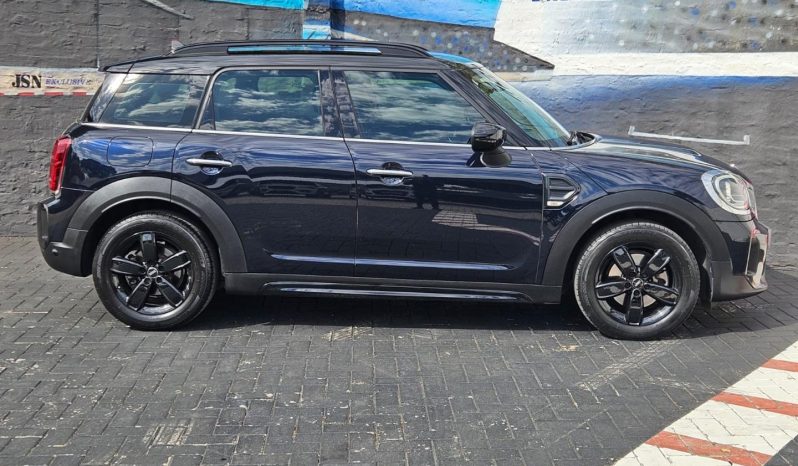 
								MINI Countryman Cooper Countryman full									