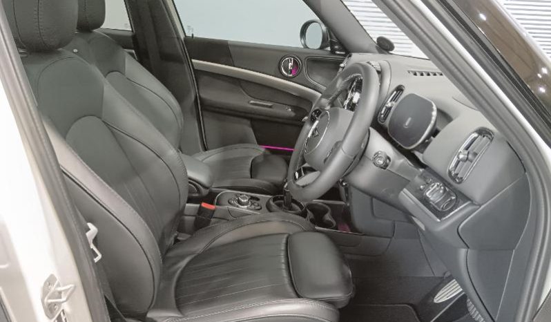 
								MINI Countryman Jcw Steptronic full									