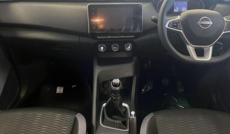 
								Nissan Magnite 1.0 Visia full									