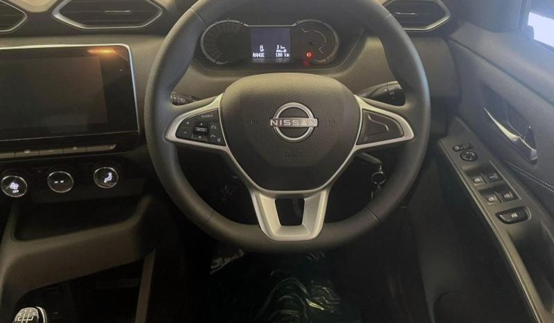 
								Nissan Magnite 1.0 Visia full									