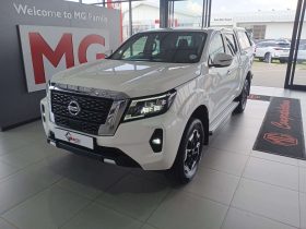 Nissan Navara NAVARA 2.5DDTI LE/LE PLUS 4X4 A/T D/C P/U
