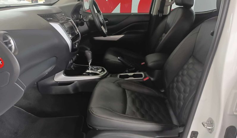 
								Nissan Navara NAVARA 2.5DDTI LE/LE PLUS 4X4 A/T D/C P/U full									