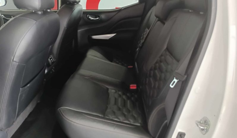 
								Nissan Navara NAVARA 2.5DDTI LE/LE PLUS 4X4 A/T D/C P/U full									