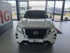 Nissan Navara NAVARA 2.5DDTI LE/LE PLUS 4X4 A/T D/C P/U