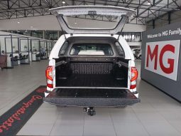 
										Nissan Navara NAVARA 2.5DDTI LE/LE PLUS 4X4 A/T D/C P/U full									