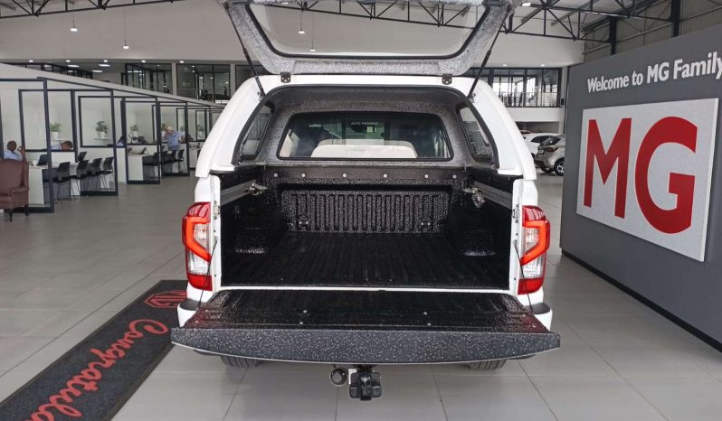 
								Nissan Navara NAVARA 2.5DDTI LE/LE PLUS 4X4 A/T D/C P/U full									