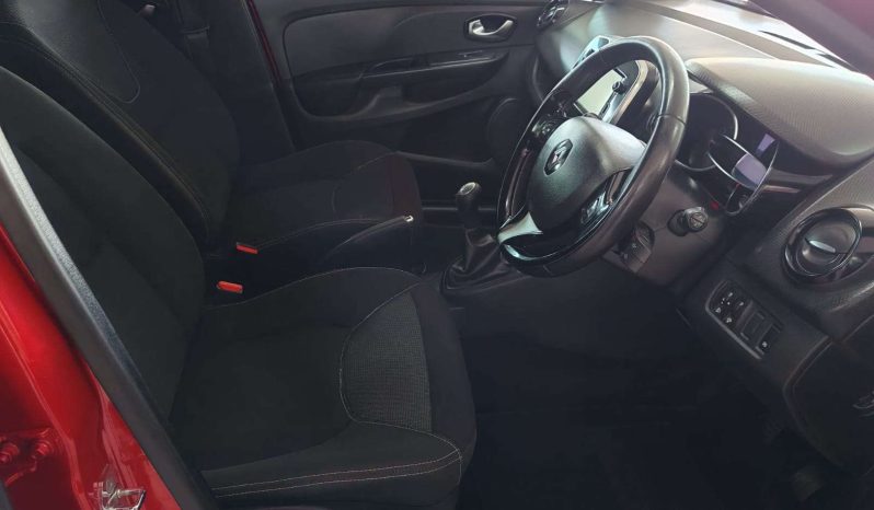 
								Renault CLIO CLIO IV 900T BLAZE LTD EDITION 5DR (66KW) full									