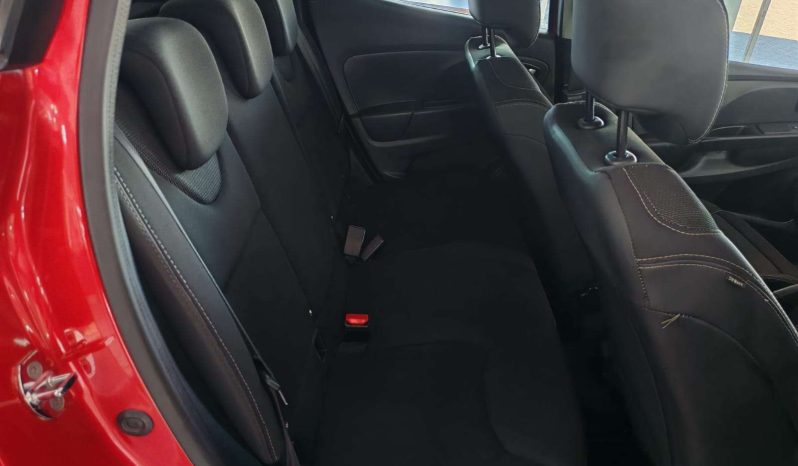 
								Renault CLIO CLIO IV 900T BLAZE LTD EDITION 5DR (66KW) full									