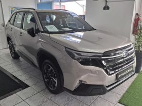 Subaru Forester 2.5 Premium CVT