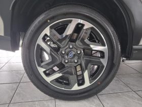 Subaru Forester 2.5 Premium CVT
