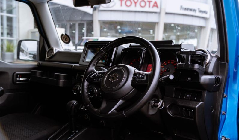 
								Suzuki Jimny 1.5 GLX AllGrip Auto full									