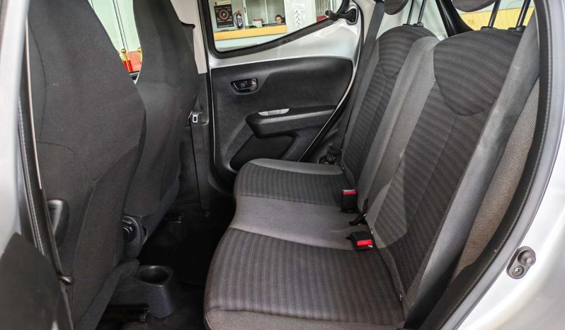 
								Toyota AYGO/AGYA/VITZ AYGO 1.0 X-CITE (5DR) full									
