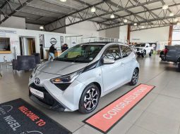 
										Toyota AYGO/AGYA/VITZ AYGO 1.0 X-CITE (5DR) full									