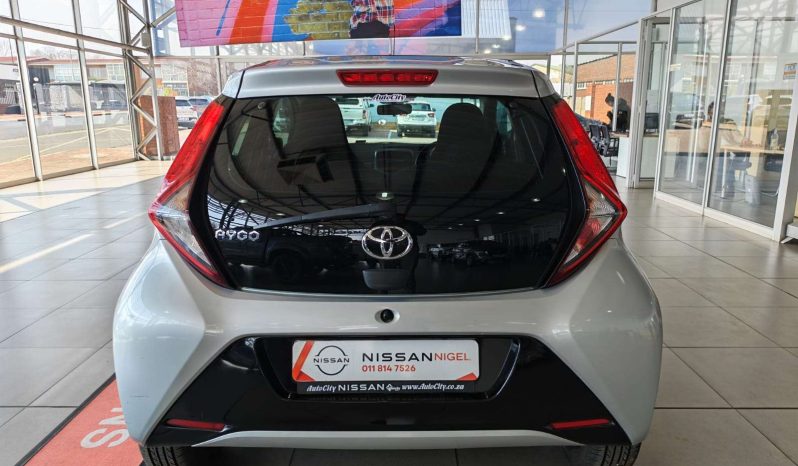 
								Toyota AYGO/AGYA/VITZ AYGO 1.0 X-CITE (5DR) full									