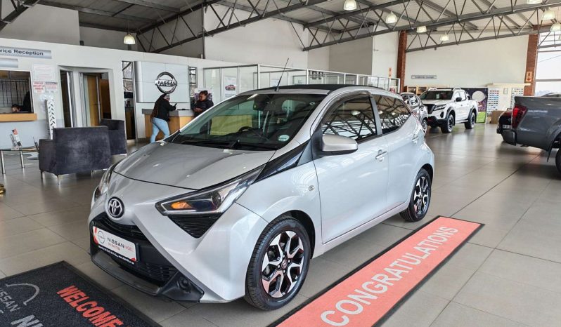 
								Toyota AYGO/AGYA/VITZ AYGO 1.0 X-CITE (5DR) full									