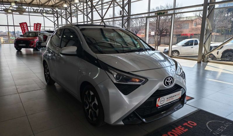 
								Toyota AYGO/AGYA/VITZ AYGO 1.0 X-CITE (5DR) full									