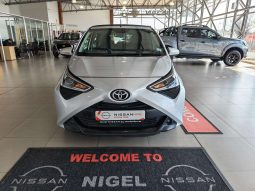 
										Toyota AYGO/AGYA/VITZ AYGO 1.0 X-CITE (5DR) full									