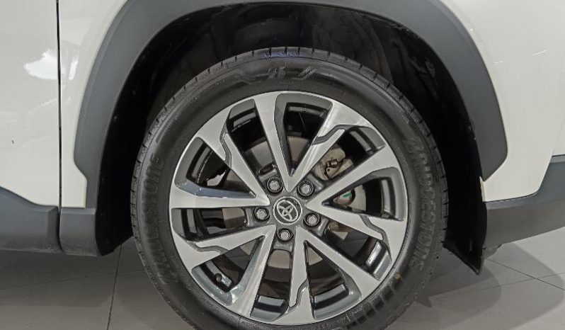 
								Toyota Corolla Cross 1.8 Xr Hev full									