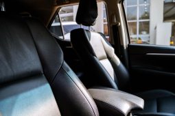 
										Toyota Fortuner 2.4GD-6 4×4 full									