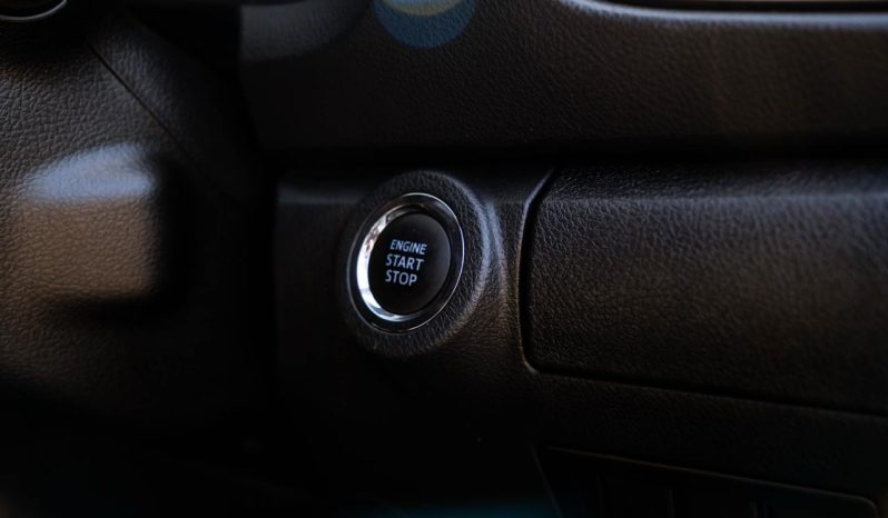
								Toyota Fortuner 2.4GD-6 4×4 full									