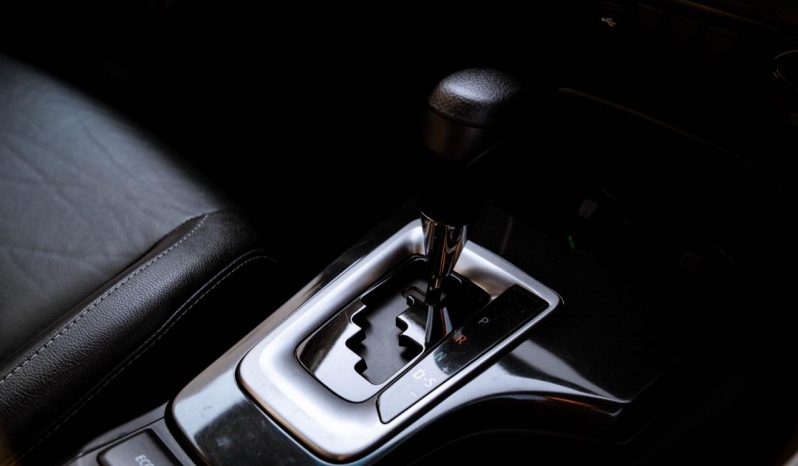 
								Toyota Fortuner 2.4GD-6 4×4 full									