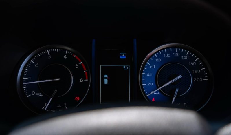 
								Toyota Fortuner 2.4GD-6 4×4 full									