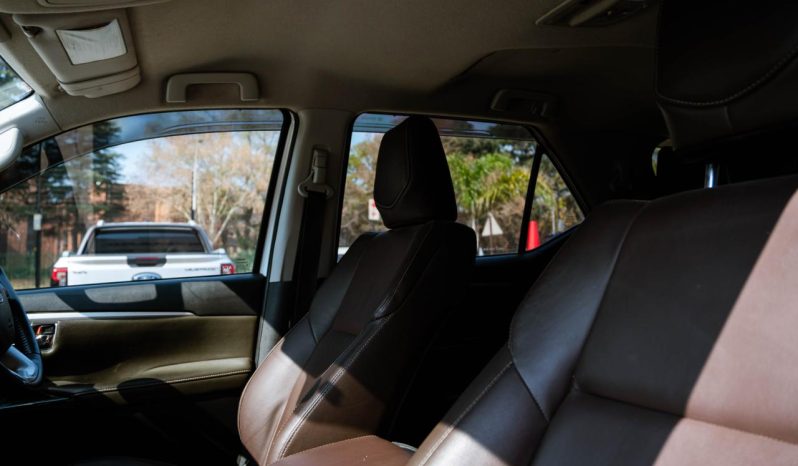 
								Toyota Fortuner 2.8GD-6 4×4 Auto full									