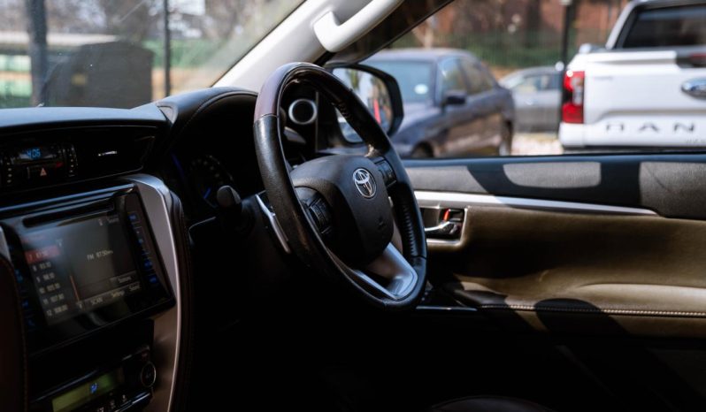 
								Toyota Fortuner 2.8GD-6 4×4 Auto full									
