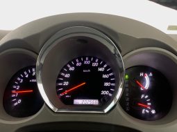
										Toyota Fortuner 4.0 V6 R/body At full									
