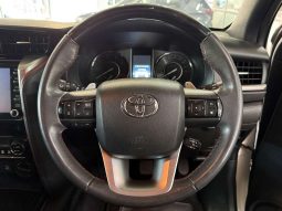 
										Toyota Fortuner FORTUNER 2.8GD-6 4X4 A/T full									