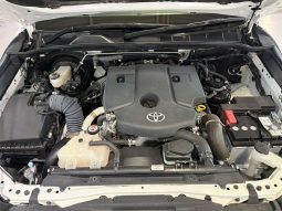 
										Toyota Fortuner FORTUNER 2.8GD-6 4X4 A/T full									