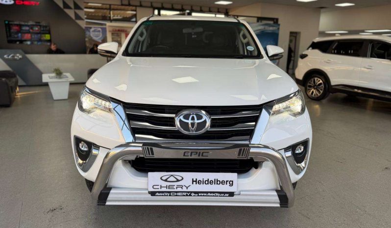 
								Toyota Fortuner FORTUNER 2.8GD-6 EPIC A/T full									