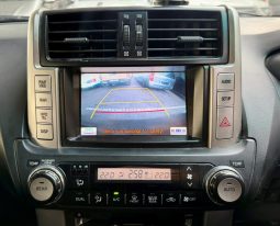 
										Toyota Land Cruiser Prado 4.0 V6 Sunroof At full									