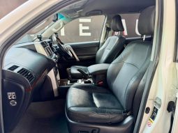 
										Toyota Land Cruiser Prado 4.0 V6 Sunroof At full									