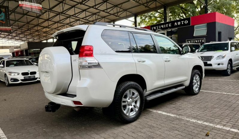 
								Toyota Land Cruiser Prado 4.0 V6 Sunroof At full									