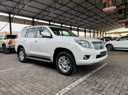 
										Toyota Land Cruiser Prado 4.0 V6 Sunroof At full									