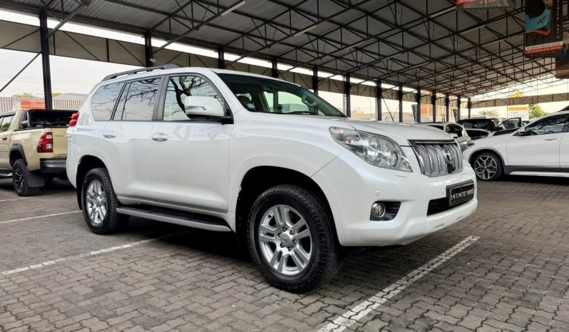 
								Toyota Land Cruiser Prado 4.0 V6 Sunroof At full									