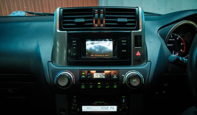 
								Toyota Prado 3.0DT Tx At full									