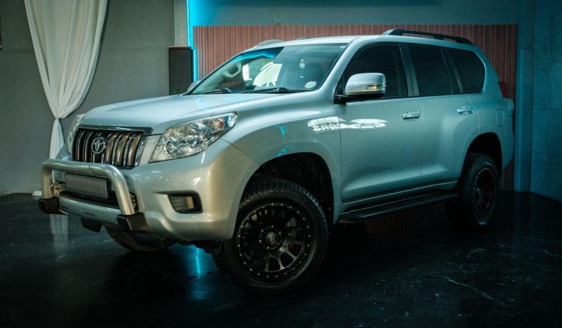 
								Toyota Prado 3.0DT Tx At full									