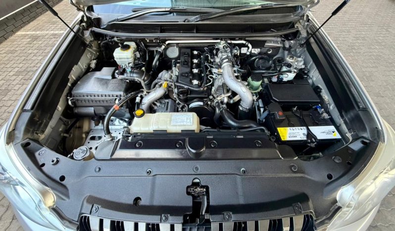 
								Toyota Prado 3.0DT Tx At full									