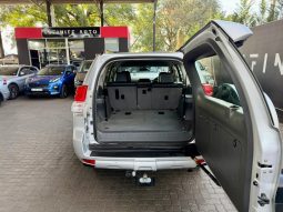 
										Toyota Prado 3.0DT Tx At full									