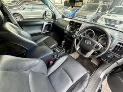 
										Toyota Prado 3.0DT Tx At full									