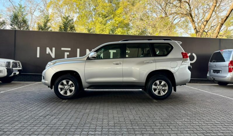 
								Toyota Prado 3.0DT Tx At full									