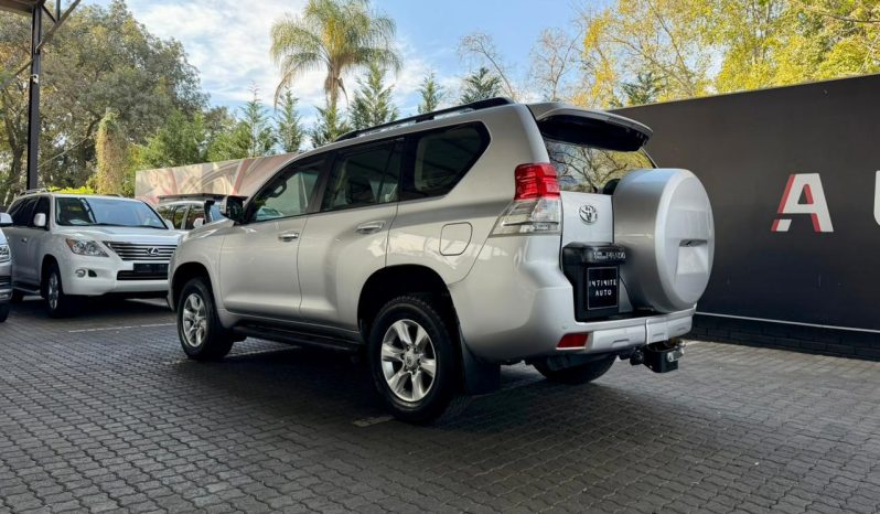 
								Toyota Prado 3.0DT Tx At full									