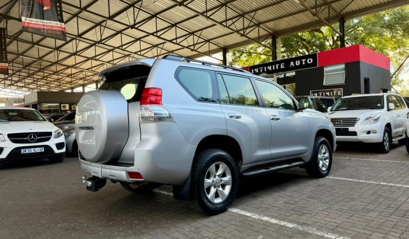 
								Toyota Prado 3.0DT Tx At full									