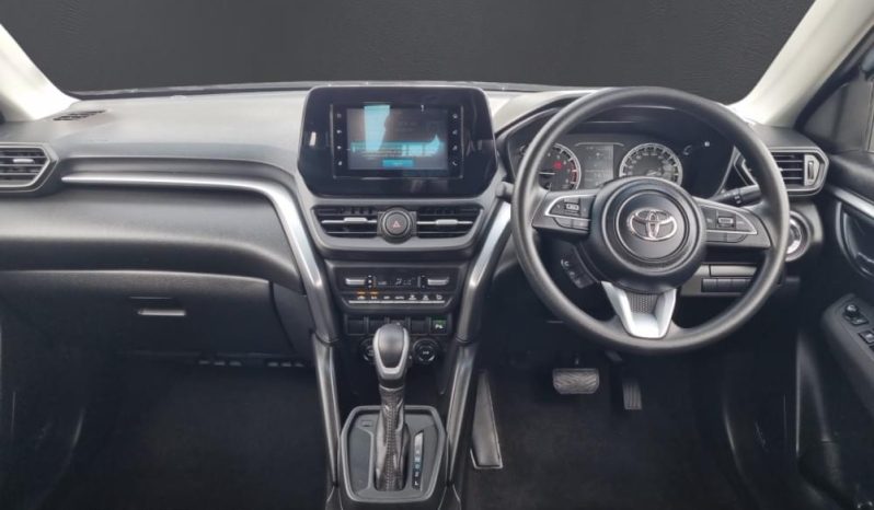 
								TOYOTA URBAN CRUISER 1.5 XR AT full									